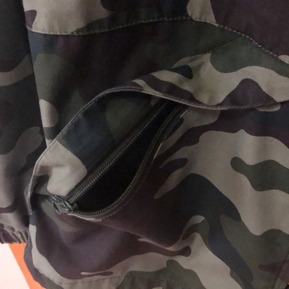 Obey camo jacket. Worn once - Picture 6 of 8